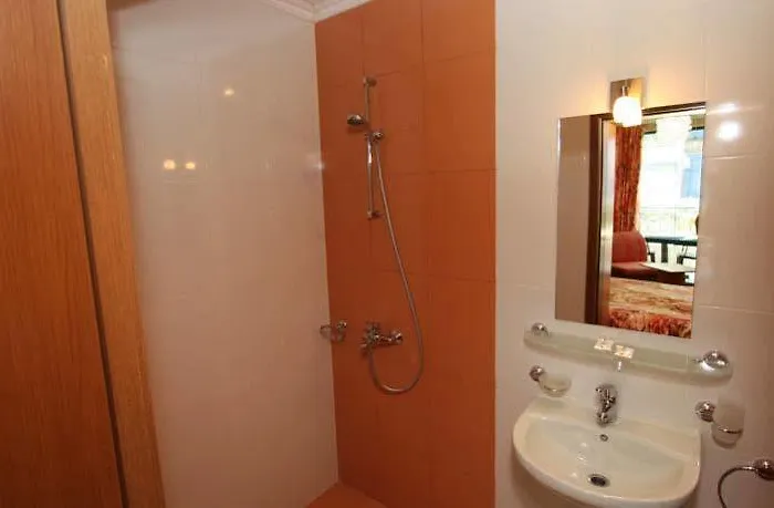 Хотел таня 3*