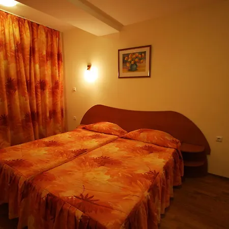 Hotel Tanya 3*